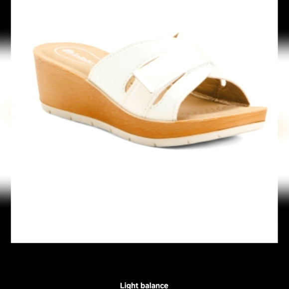 INBLU Shoes - BRAND NEW wedge SANDALS leather CUSHIONED FOOTBED white SIZE 7 metallic INBLU